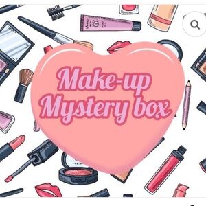 Makeup mystery box NWT 5 pieces